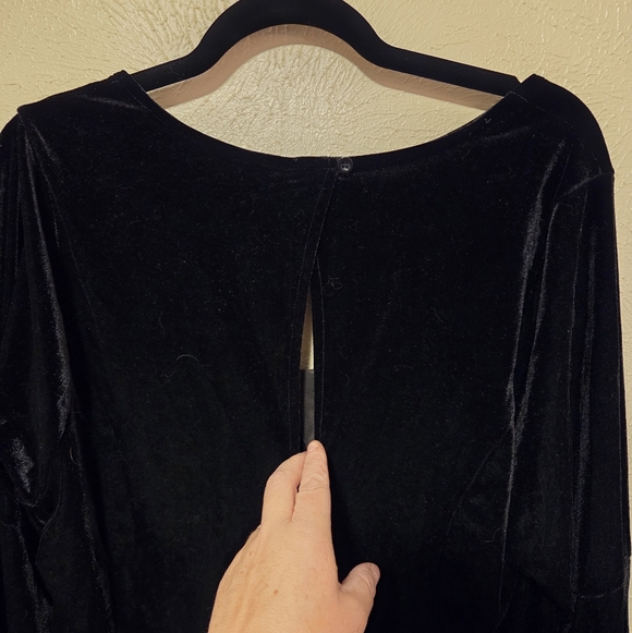 Torrid Halloween Costume Velvet Fluted Maven Dress Vamp Goth Lace Black Size 2X - Picture 6 of 13